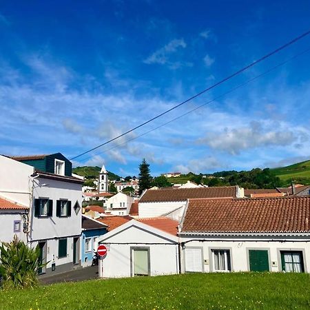 Alojamento Confortavel A 2 Min Da Praia Horta  Bagian luar foto